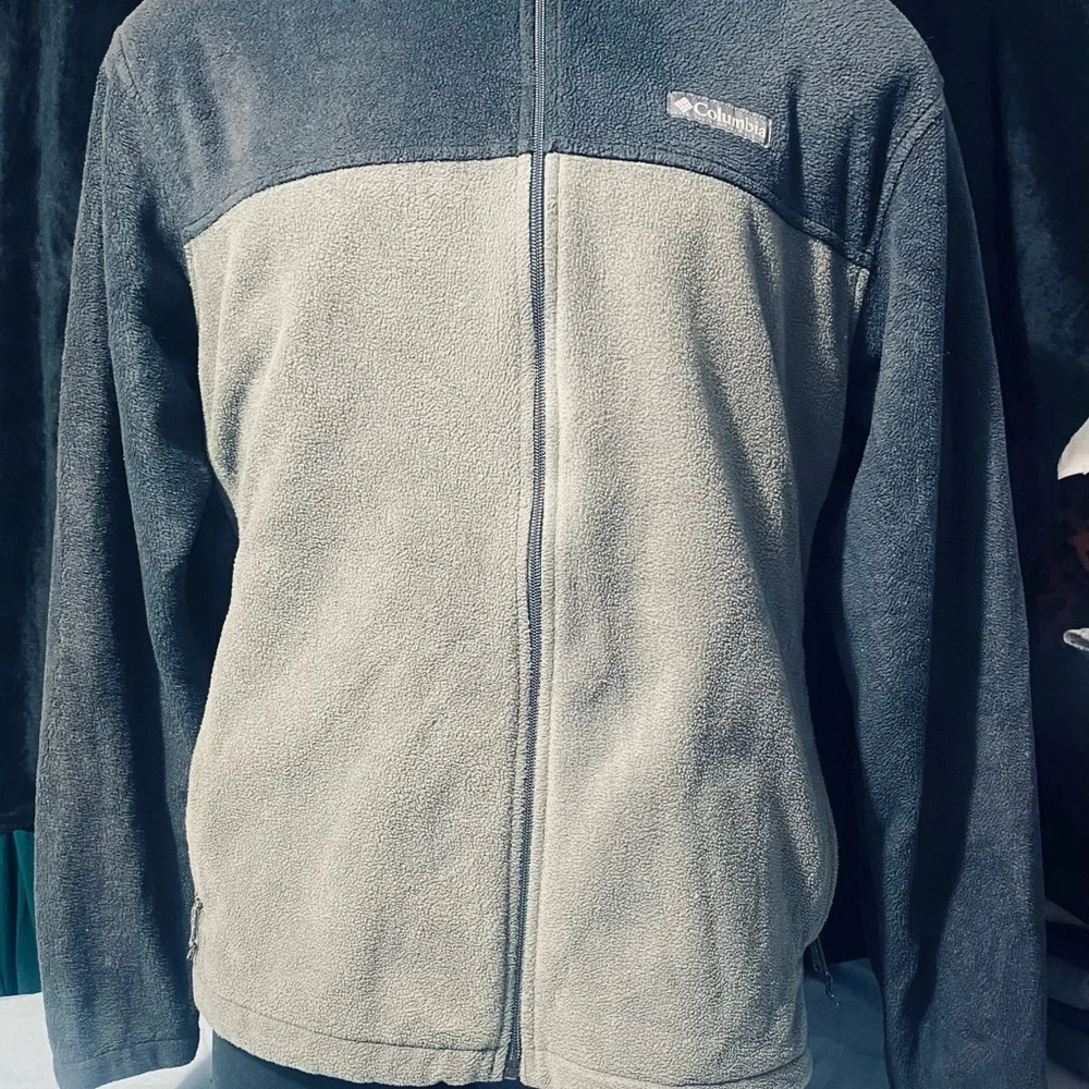 Columbia Performance Fleece Jacket Black and Gray - Picture 2 of 13